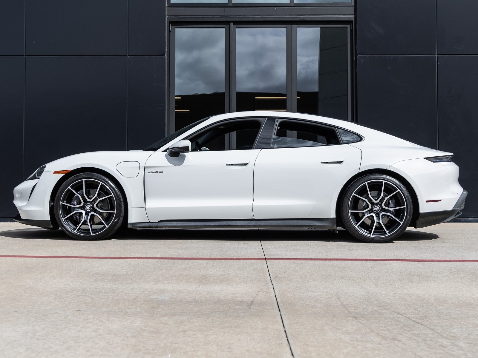 2023 Porsche Taycan Taycan (MY23)