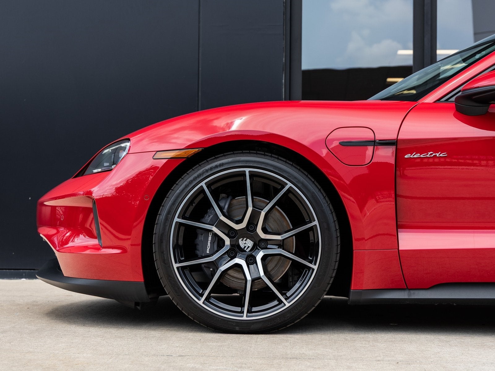 2025 Porsche Taycan 4 Taycan 4