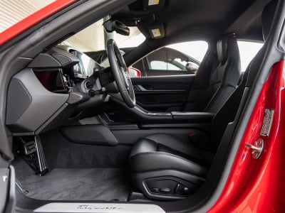 2025 Porsche Taycan 4 Taycan 4