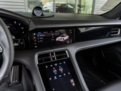 2025 Porsche Taycan 4 Taycan 4