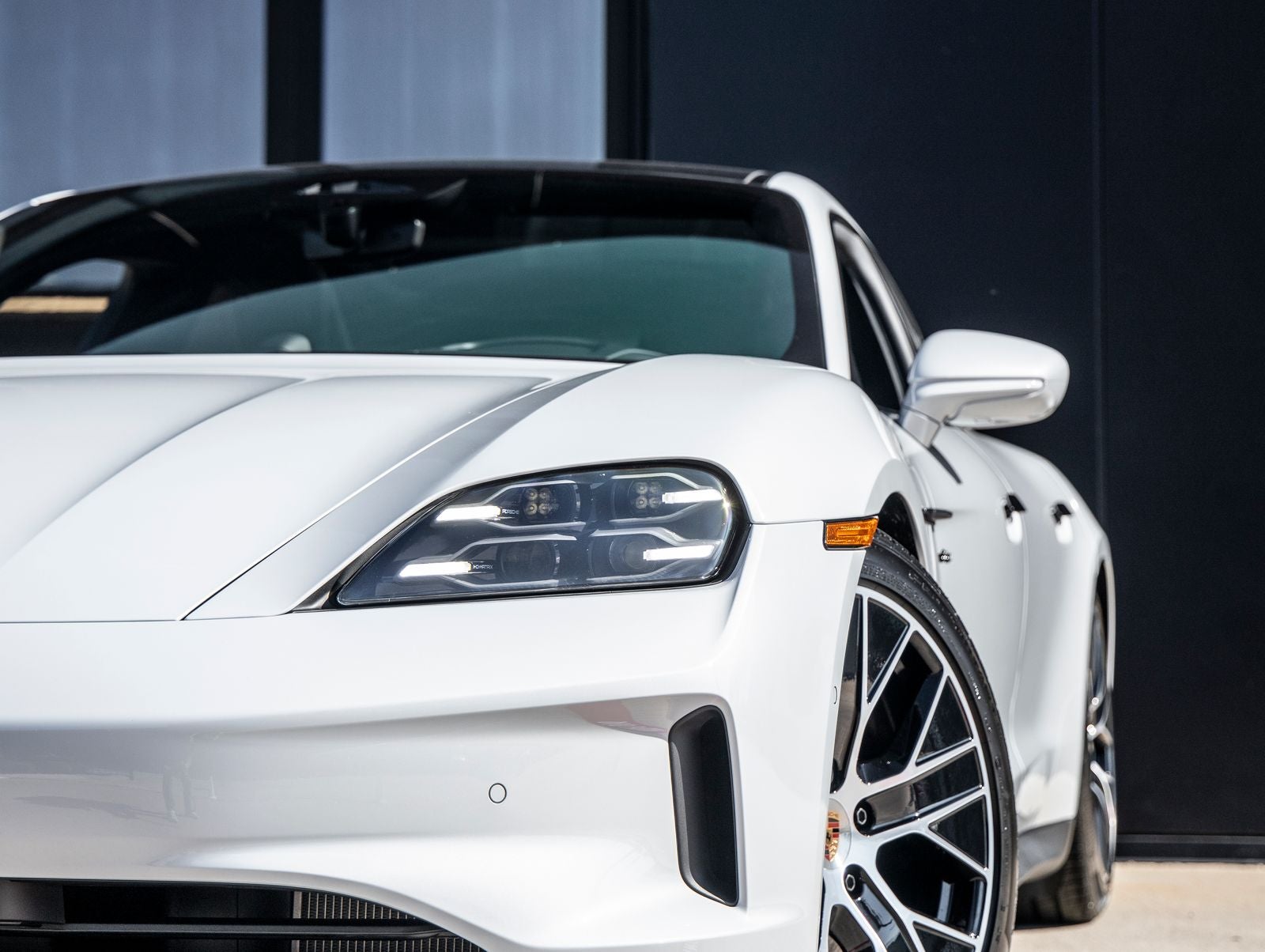 2026 Porsche Taycan 4
