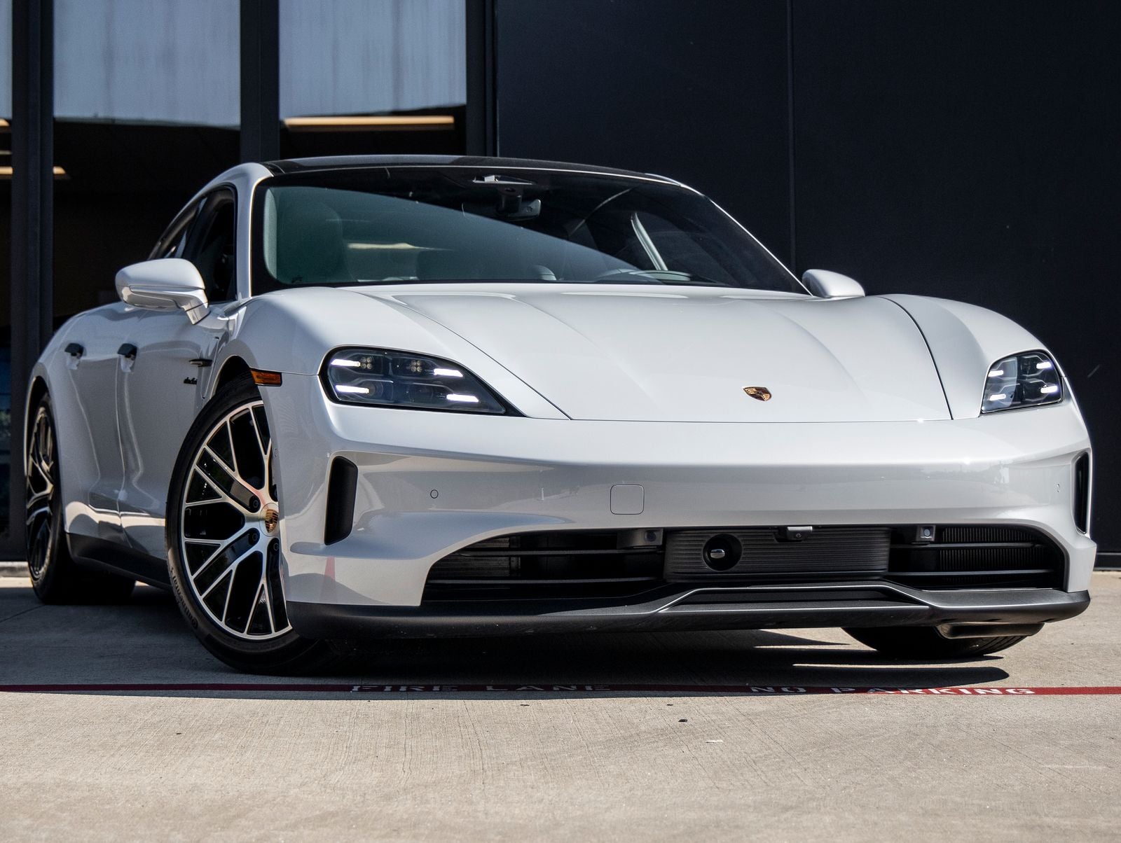 2026 Porsche Taycan 4