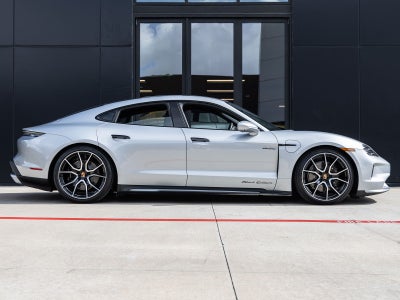 2026 Porsche Taycan 4 Black Edition
