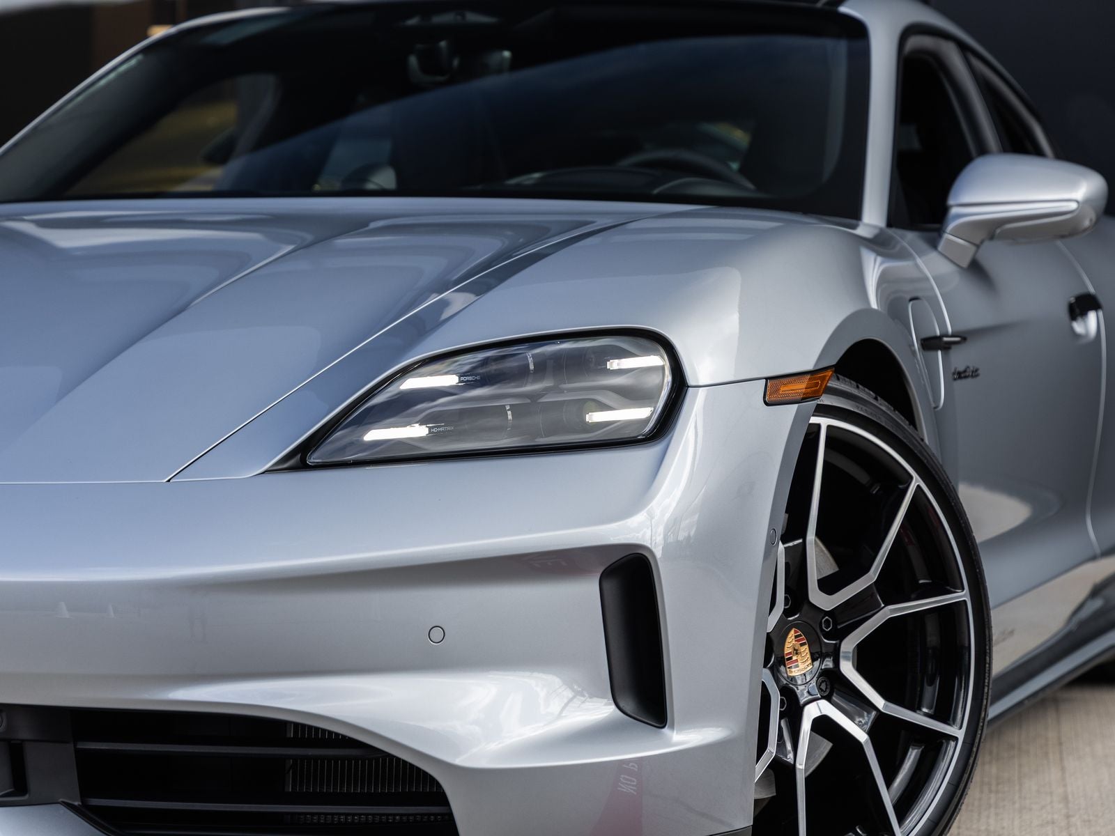 2026 Porsche Taycan 4 Black Edition