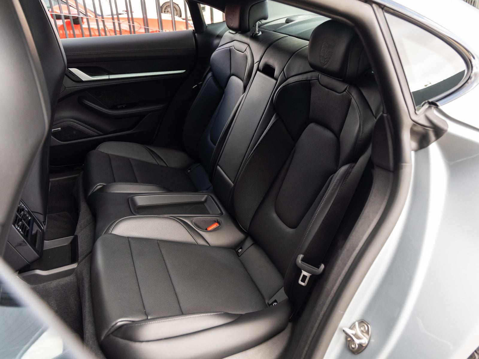 2026 Porsche Taycan 4 Black Edition