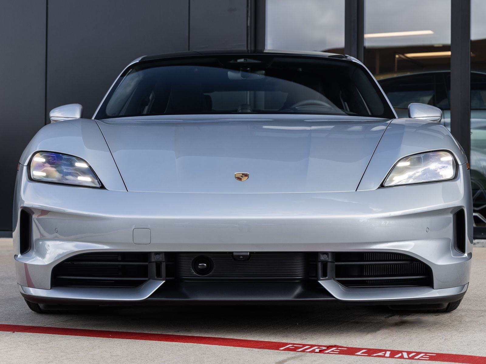 2026 Porsche Taycan 4 Black Edition