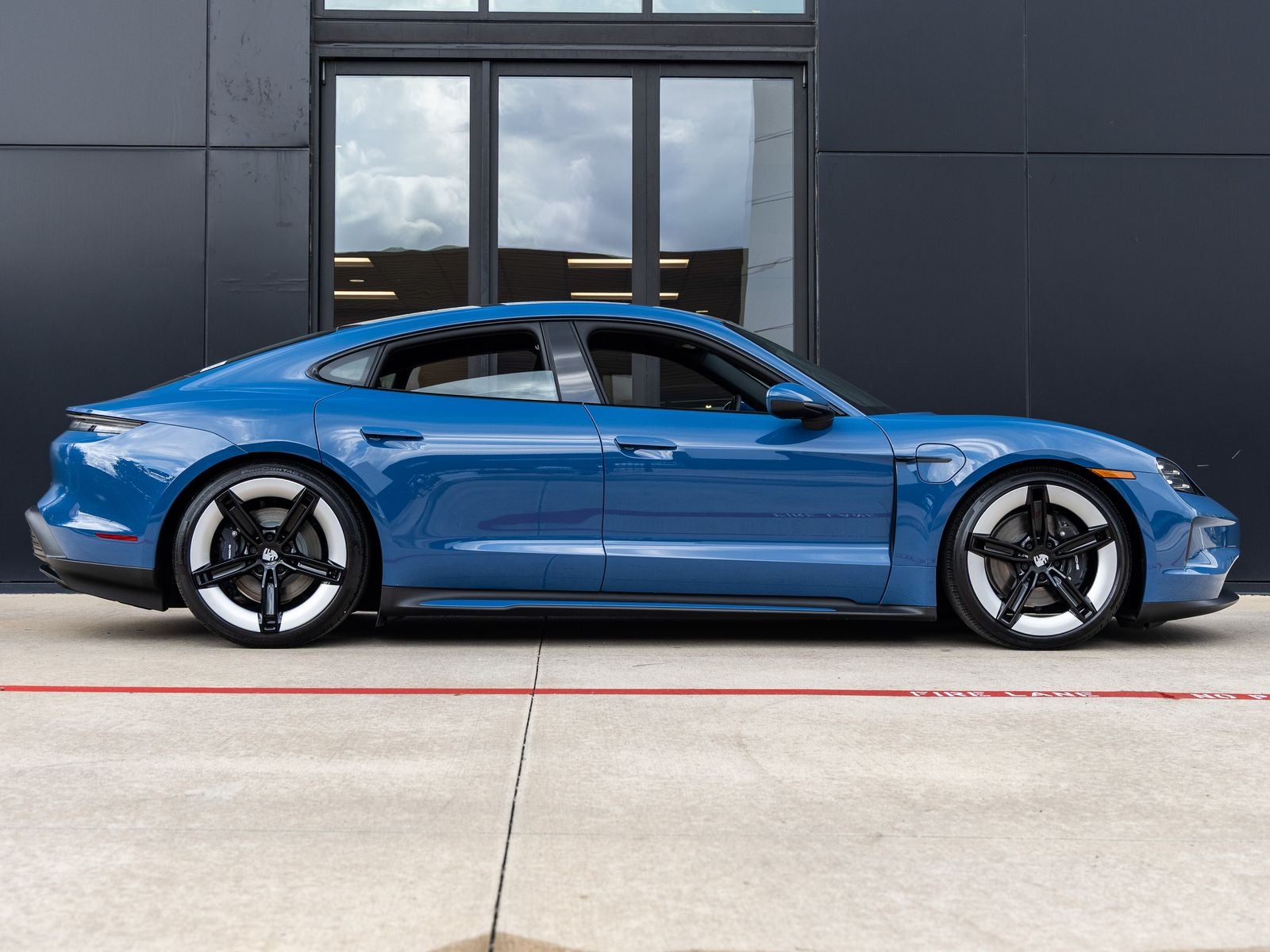 2026 Porsche Taycan Taycan 4