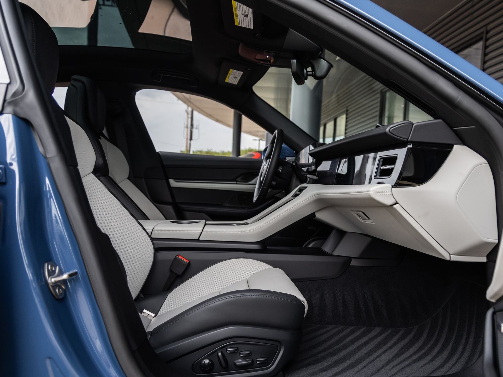 2026 Porsche Taycan Taycan 4