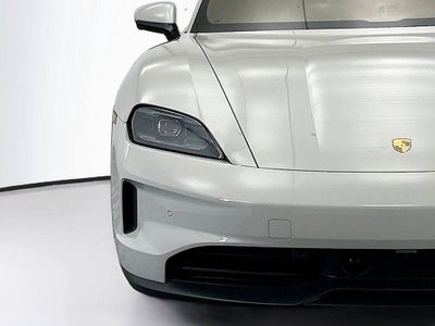 2026 Porsche Taycan 4