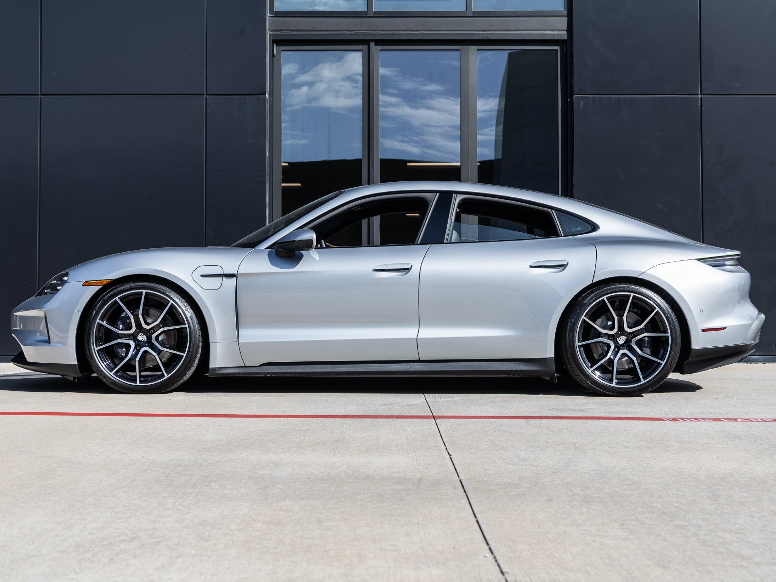 2026 Porsche Taycan Taycan 4