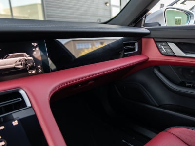 2026 Porsche Taycan Taycan 4