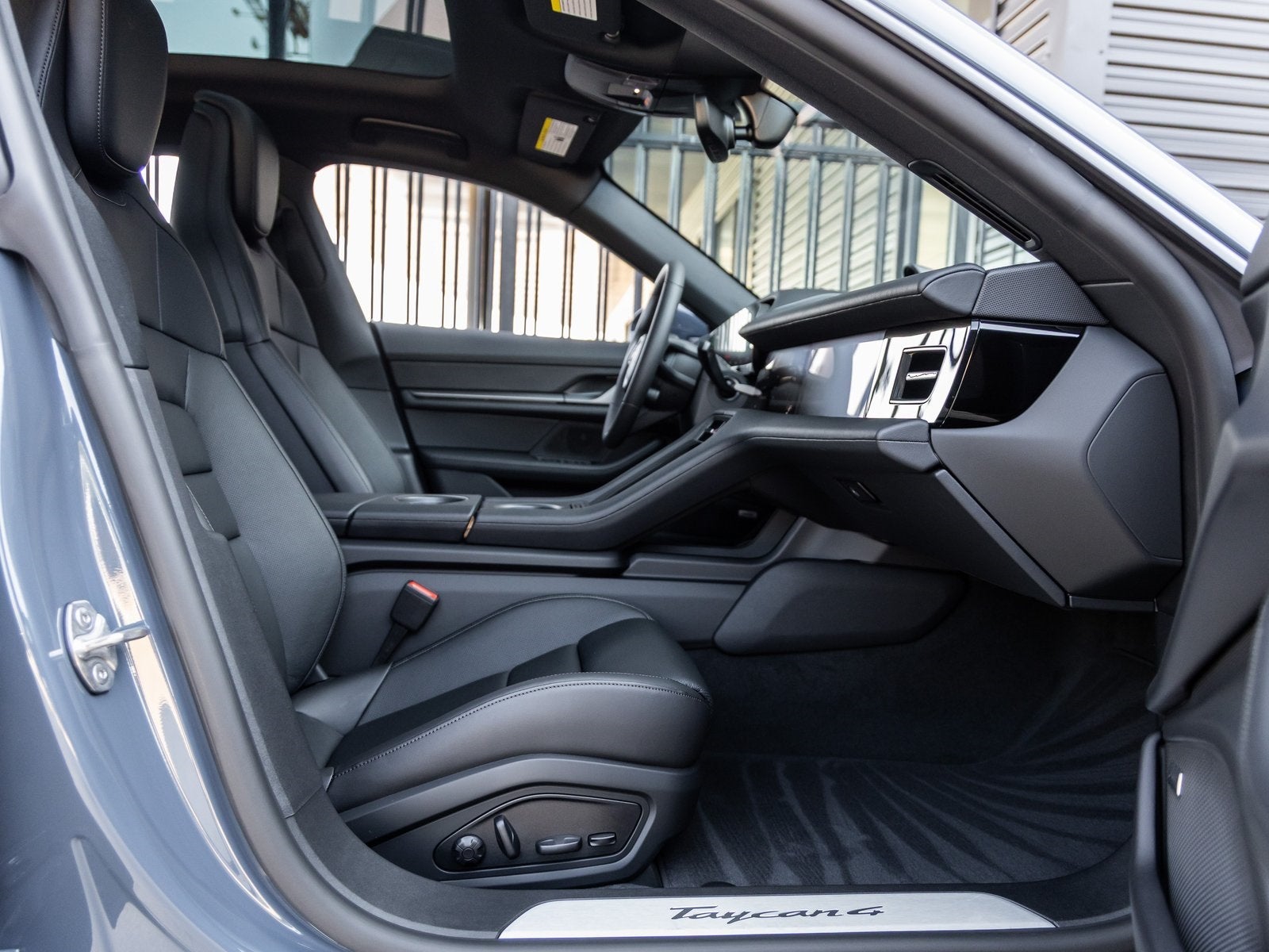 2026 Porsche Taycan 4 Taycan 4