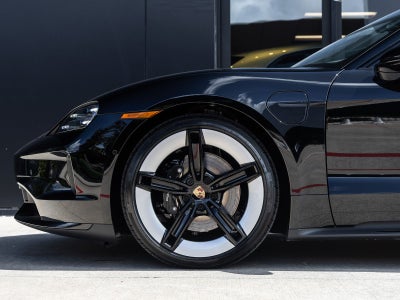 2026 Porsche Taycan Black Edition