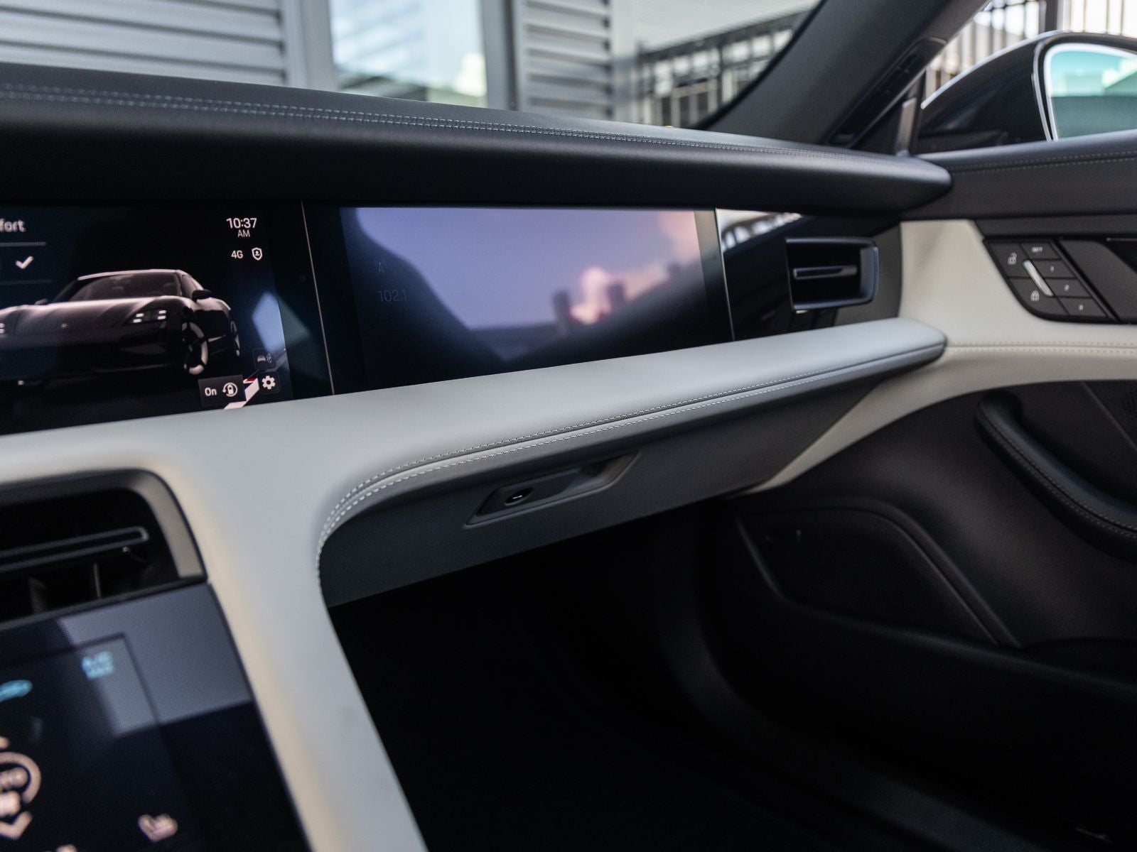 2026 Porsche Taycan Black Edition