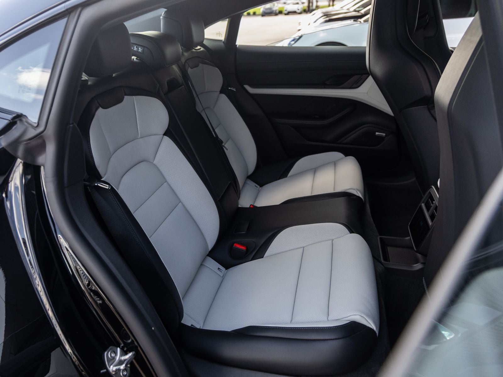 2026 Porsche Taycan Black Edition