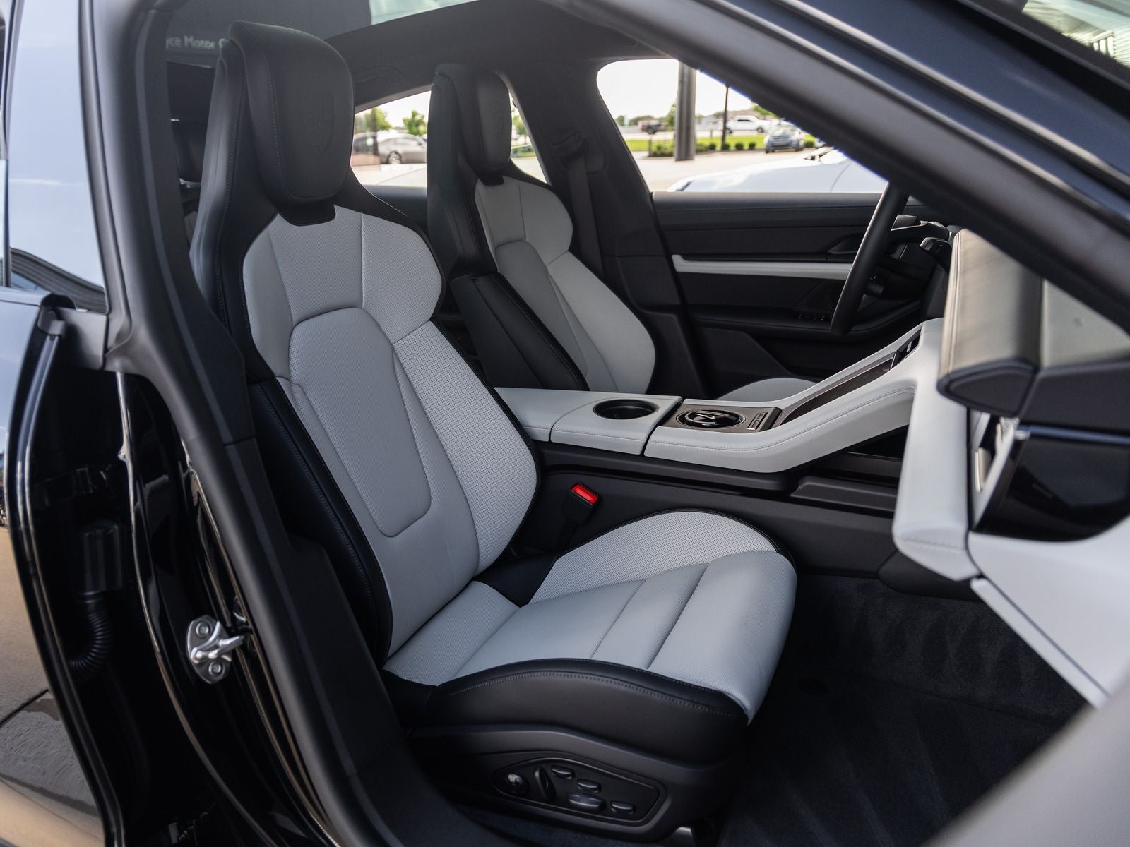 2026 Porsche Taycan Black Edition