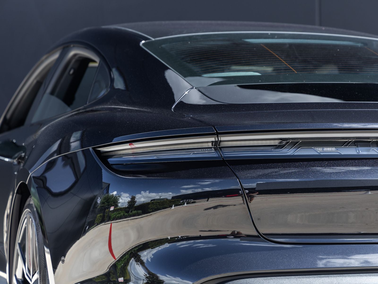 2026 Porsche Taycan Taycan Black Edition