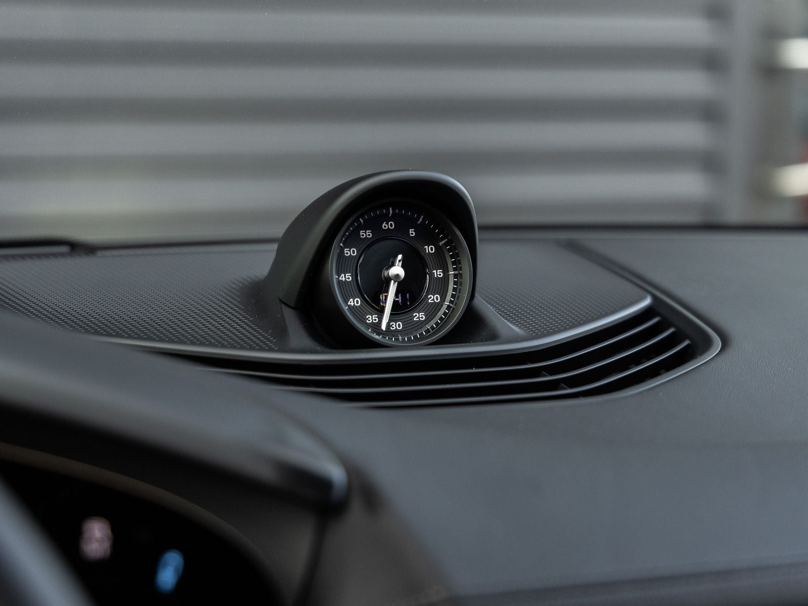 2026 Porsche Taycan Taycan Black Edition
