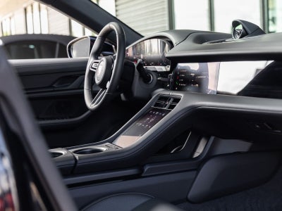 2026 Porsche Taycan Taycan Black Edition