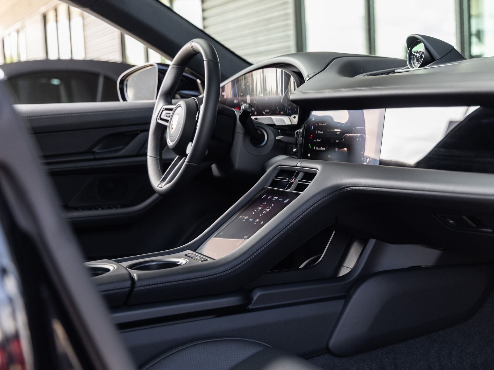 2026 Porsche Taycan Taycan Black Edition