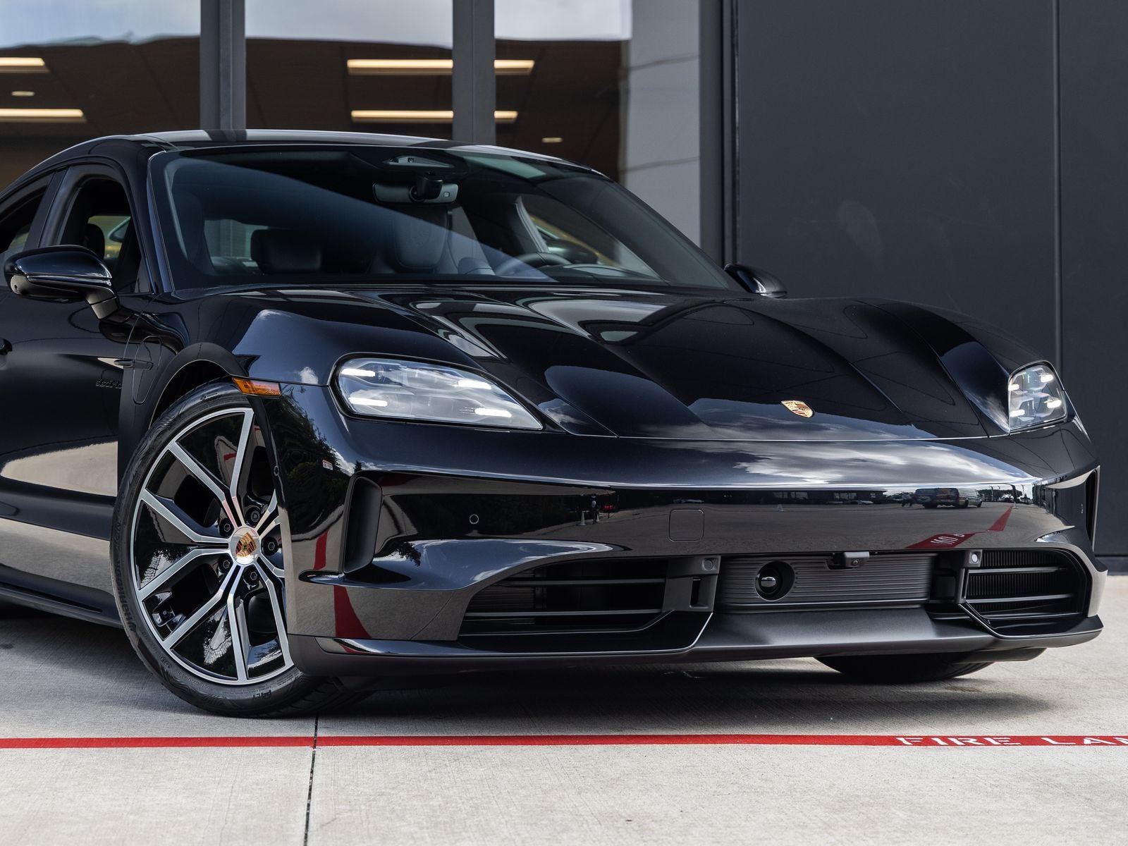 2026 Porsche Taycan Taycan Black Edition