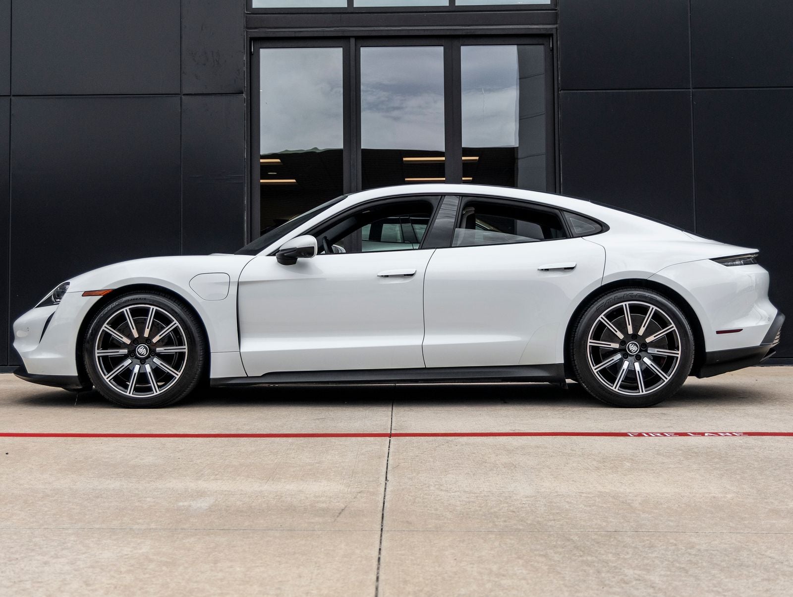 Certified 2021 Porsche Taycan Base with VIN WP0AA2Y1XMSA14124 for sale in Houston, TX