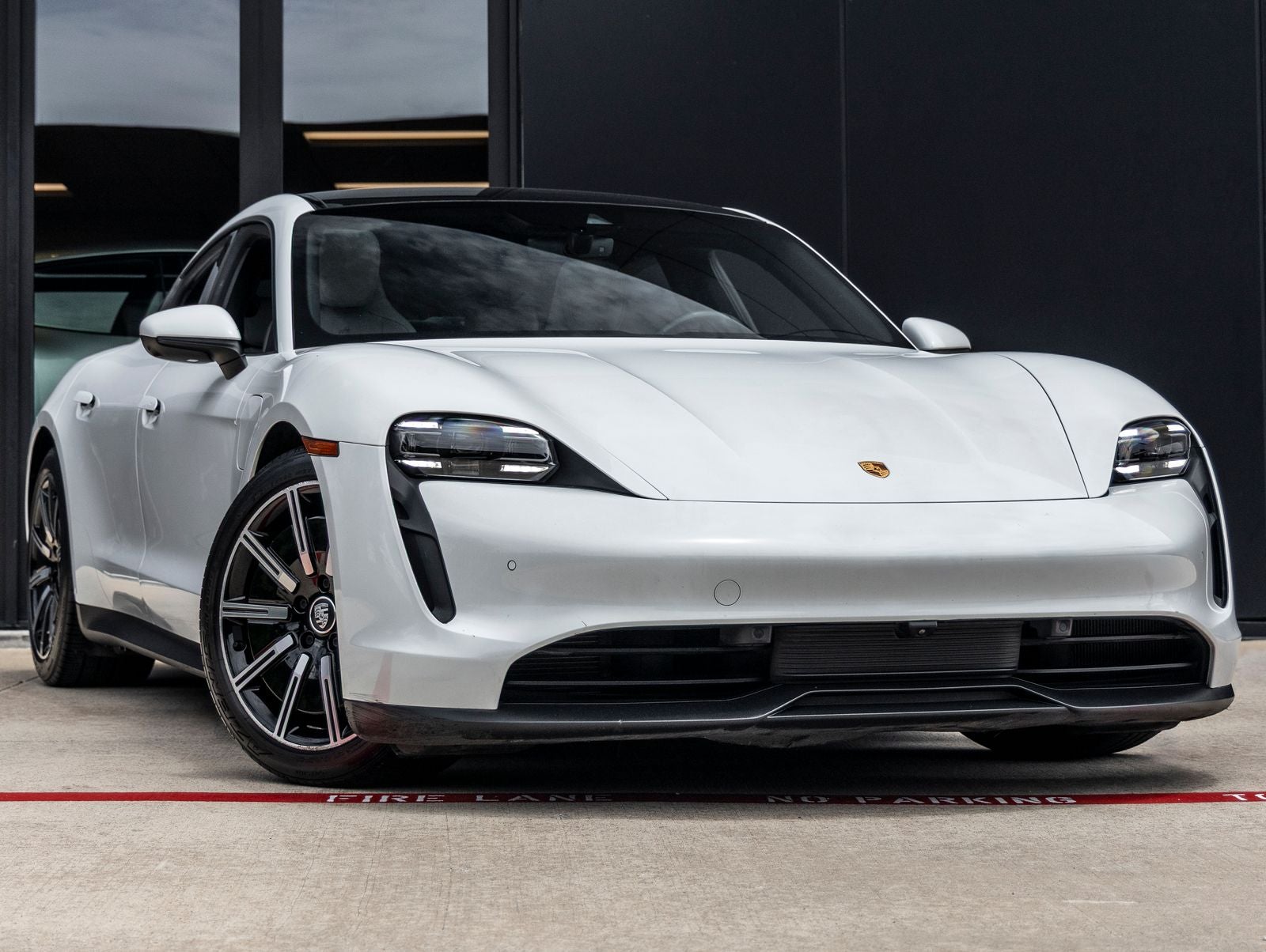 2021 Porsche Taycan Base