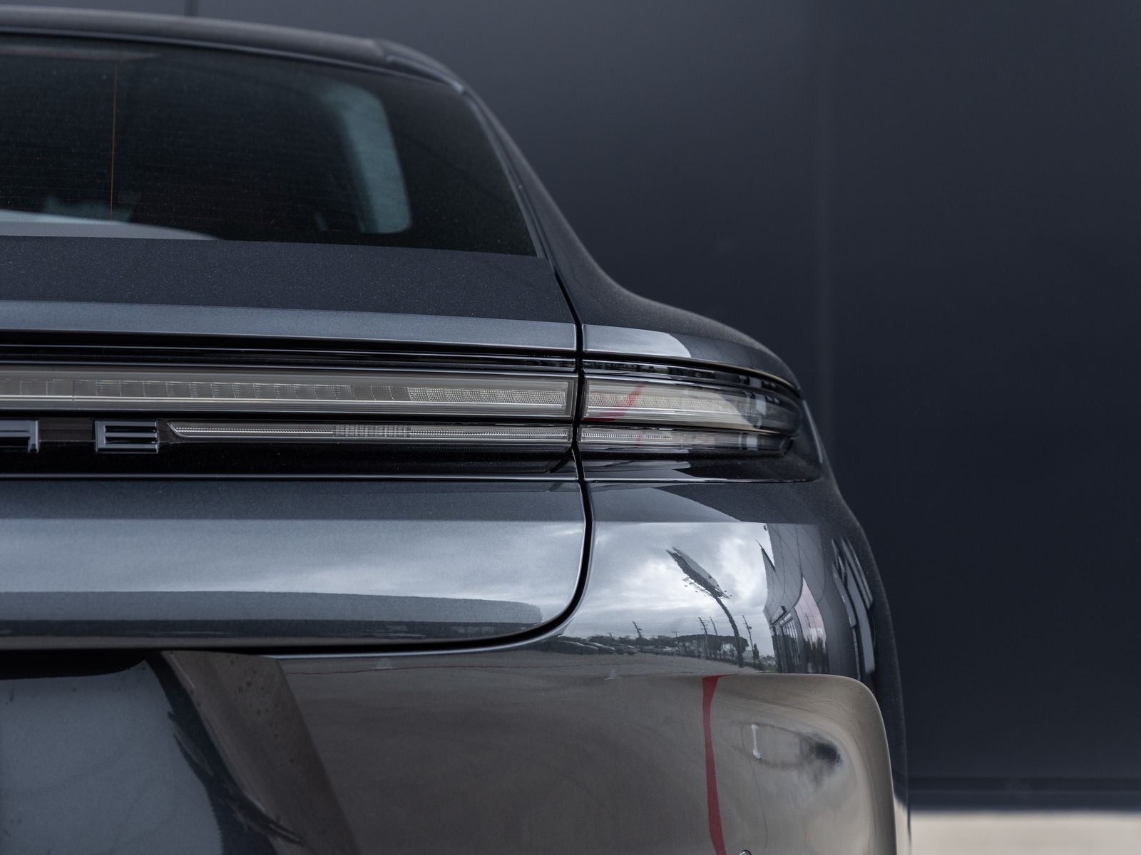 2026 Porsche Panamera 4