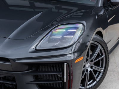 2026 Porsche Panamera 4