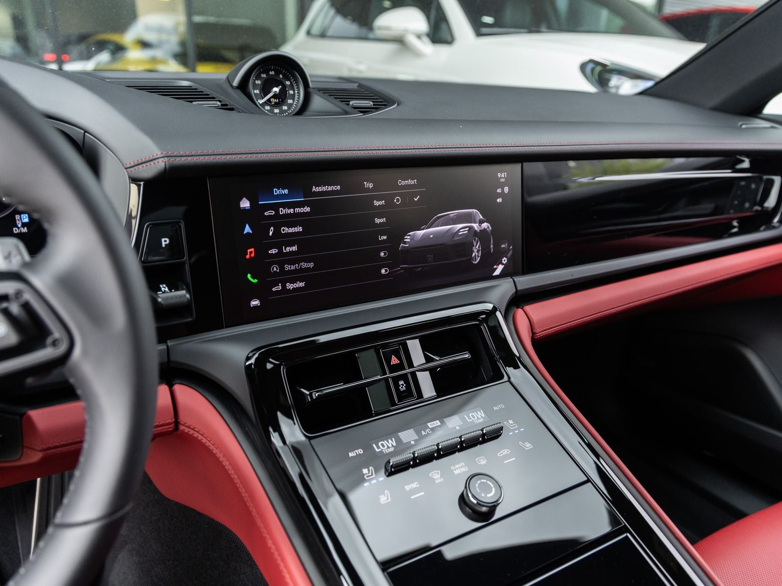 2026 Porsche Panamera 4