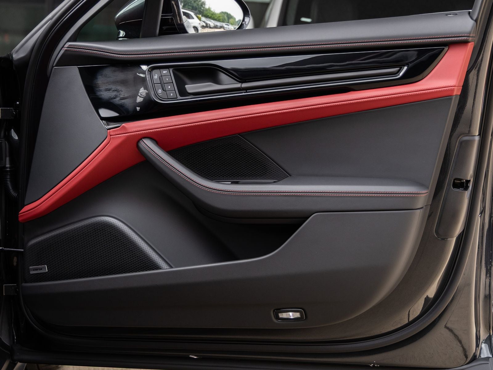 2026 Porsche Panamera 4