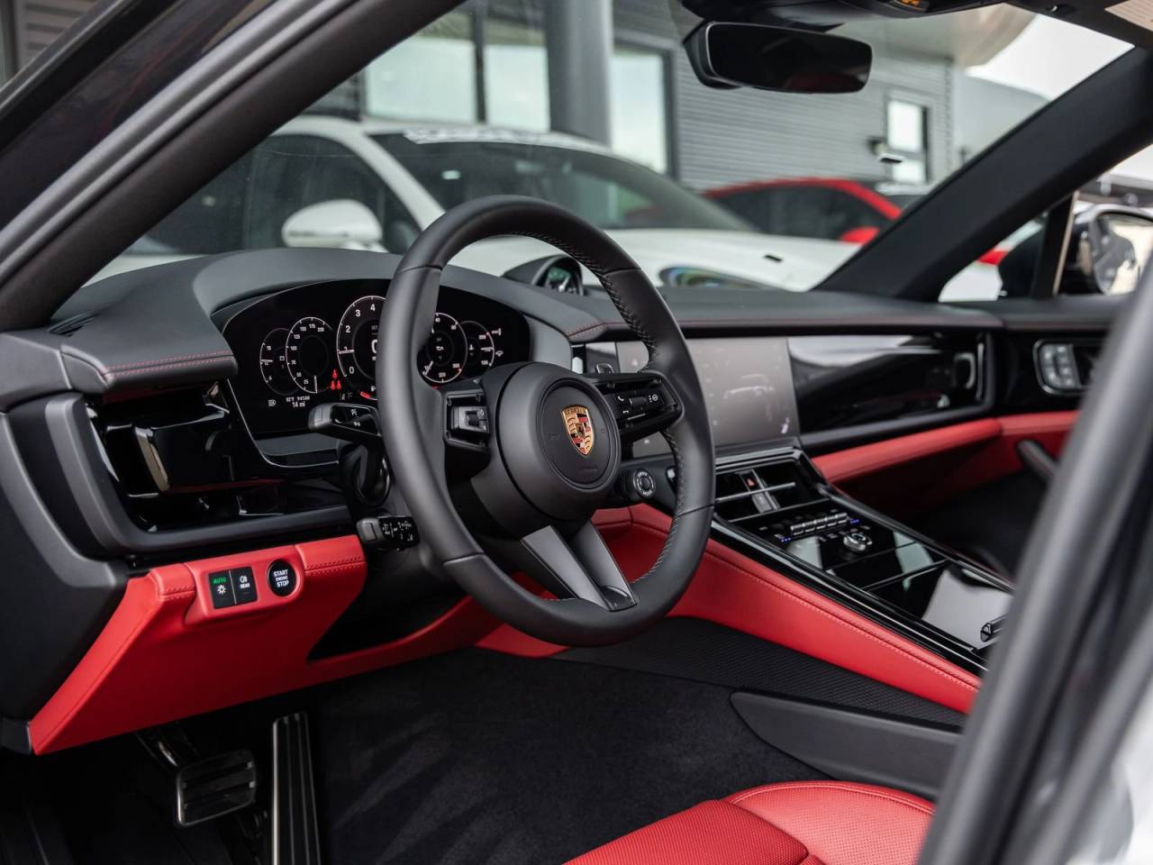 2026 Porsche Panamera 4