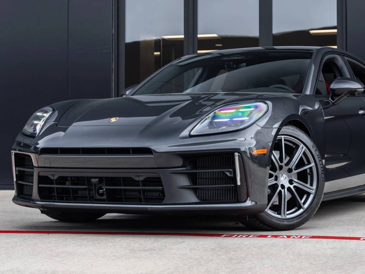 2026 Porsche Panamera 4