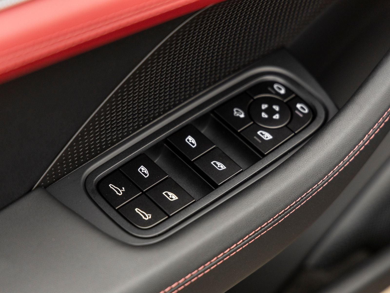 2026 Porsche Panamera Base