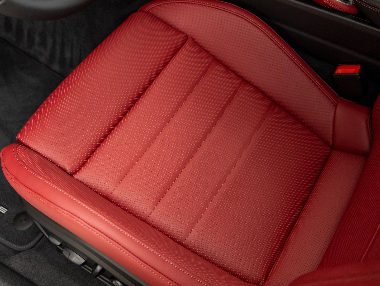 2026 Porsche Panamera Base