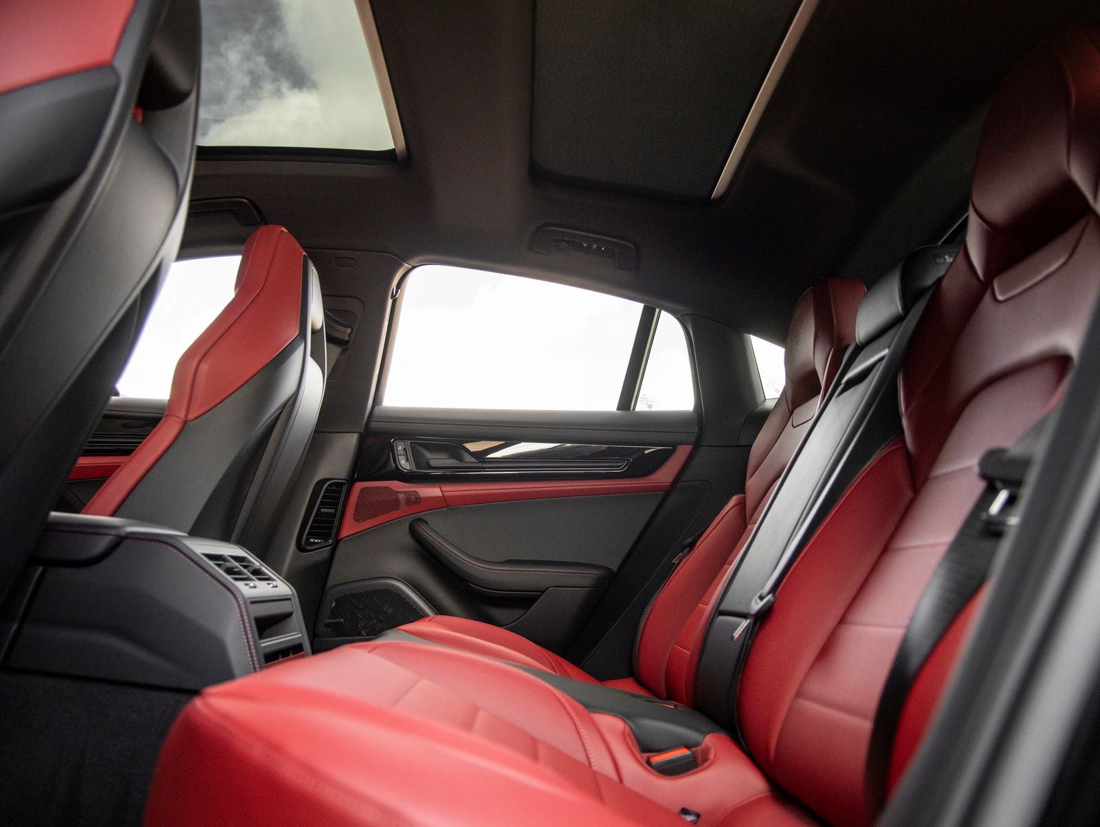 2026 Porsche Panamera Panamera