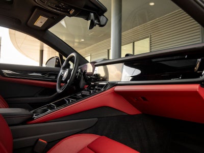 2026 Porsche Panamera Panamera