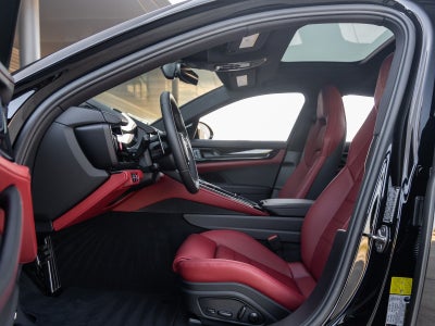 2026 Porsche Panamera Panamera 4