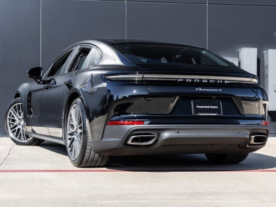 2026 Porsche Panamera Panamera 4