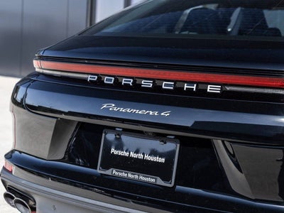 2026 Porsche Panamera Panamera 4