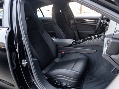 2026 Porsche Panamera Panamera 4