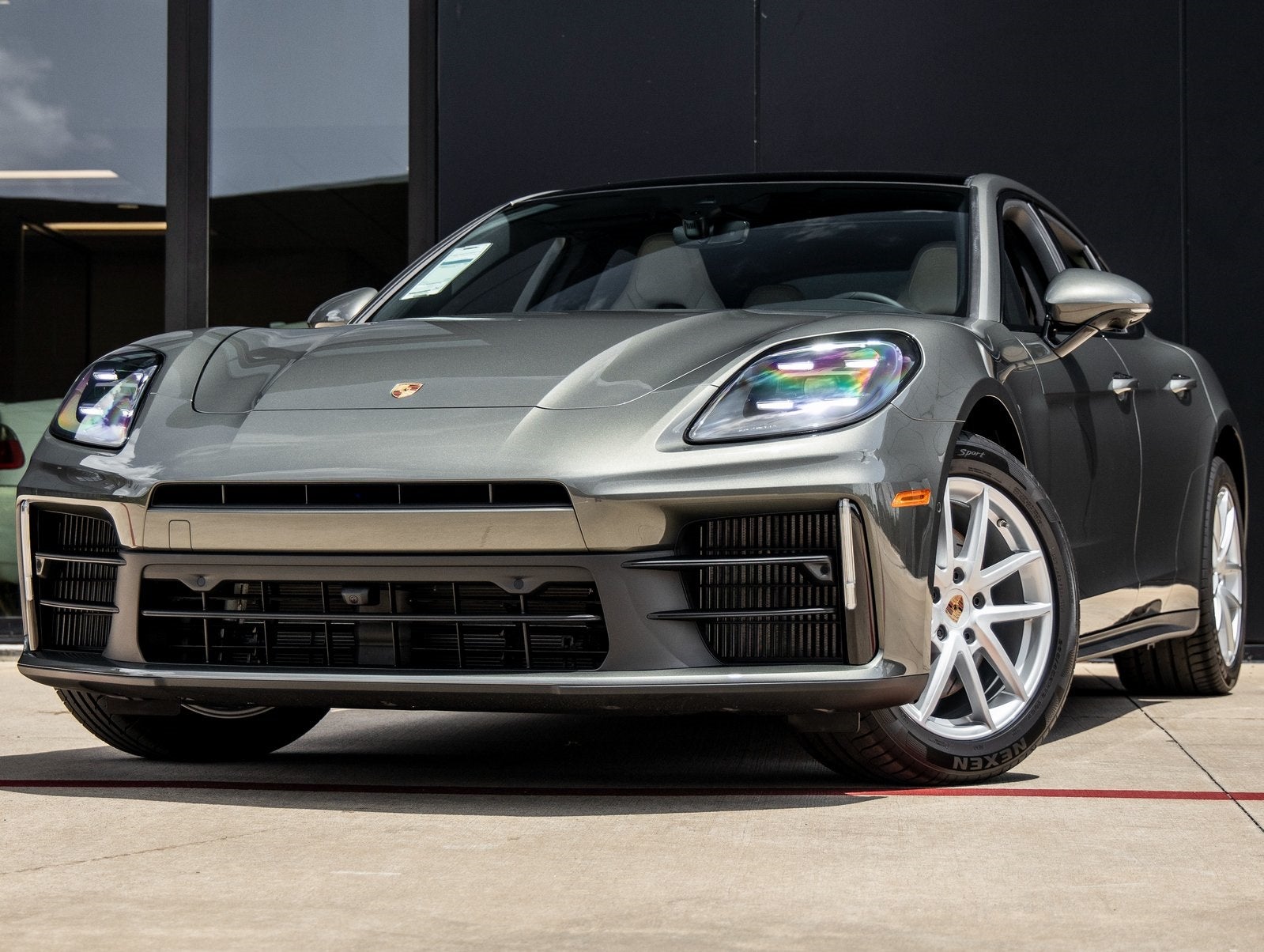 2025 Porsche Panamera Panamera