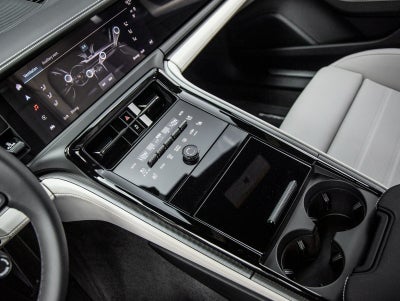 2025 Porsche Panamera Panamera