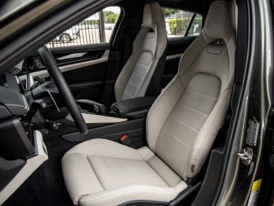 2025 Porsche Panamera Panamera