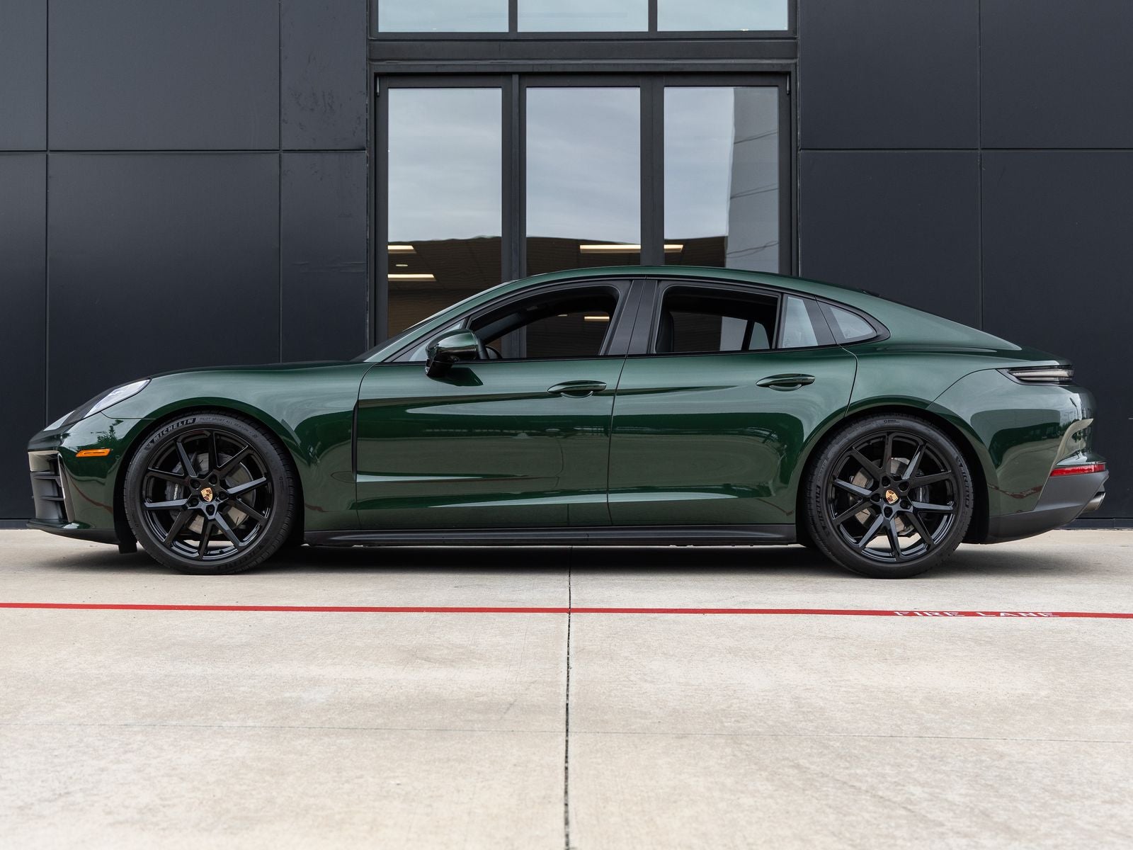 2025 Porsche Panamera Panamera