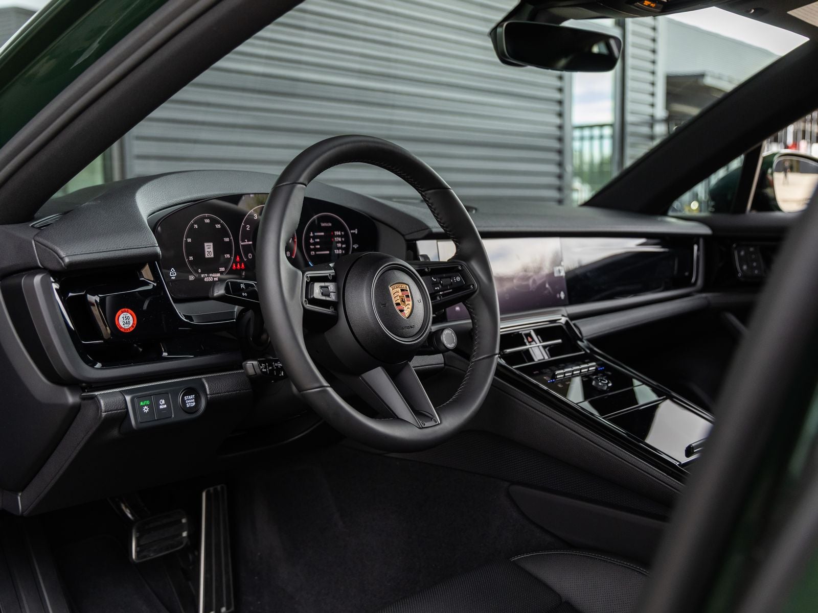 2025 Porsche Panamera Panamera