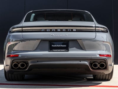 2026 Porsche Panamera 4