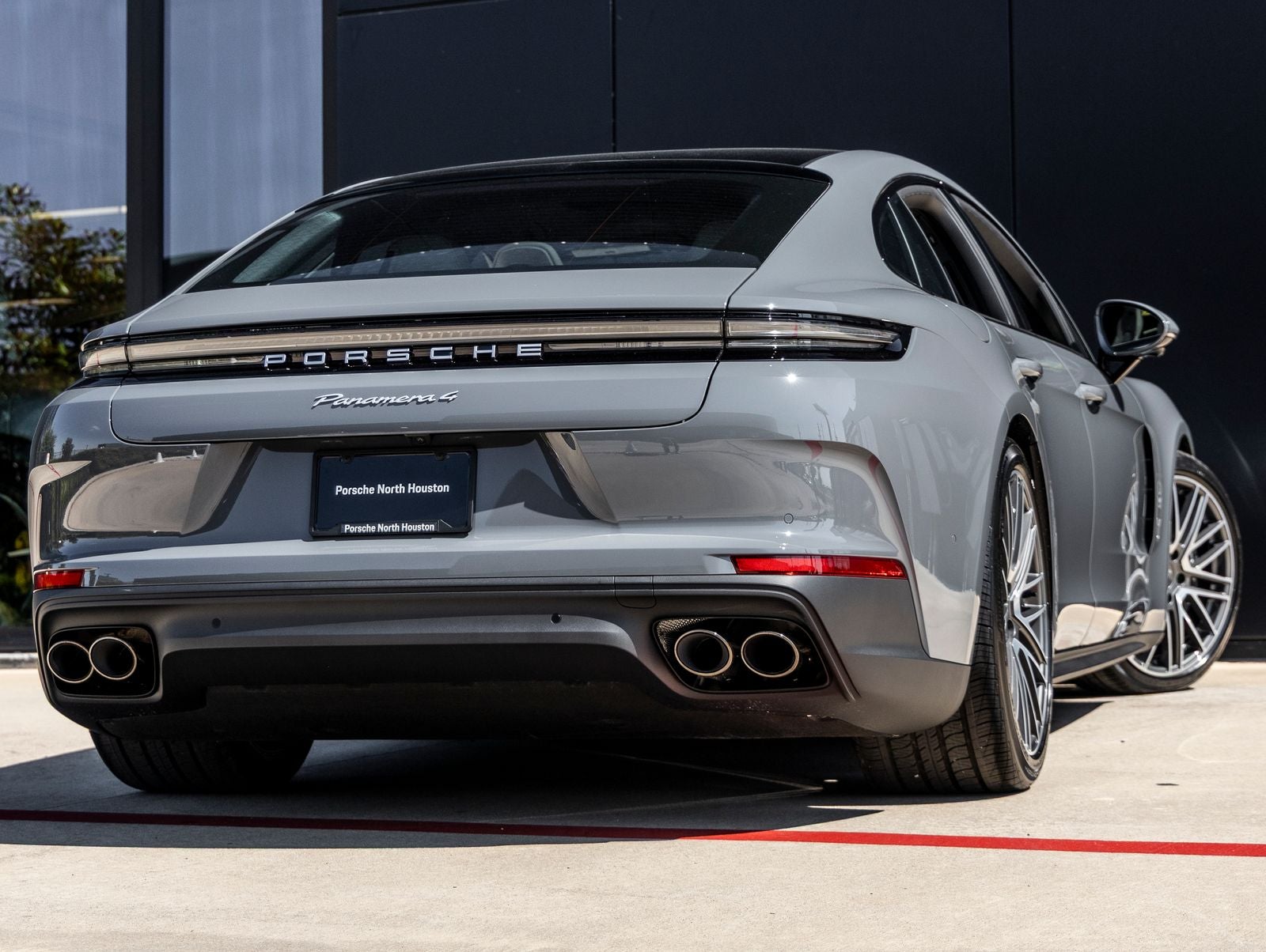 2026 Porsche Panamera 4
