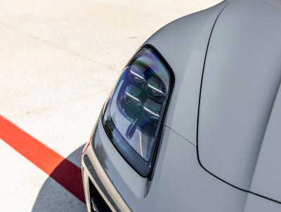 2026 Porsche Panamera 4
