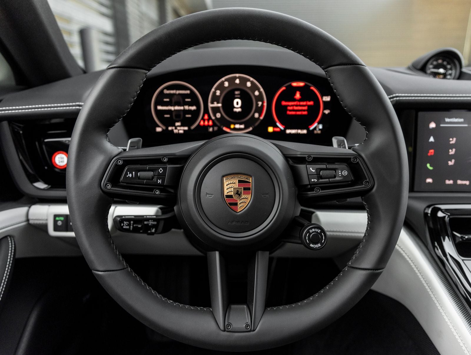 2026 Porsche Panamera 4